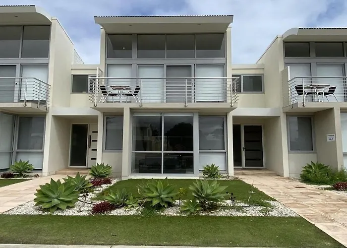 Villa 7 On Dalton