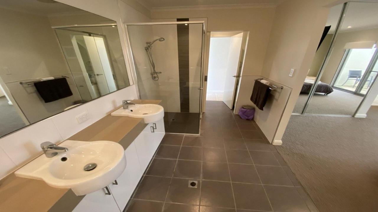 Villa 7 On Dalton
